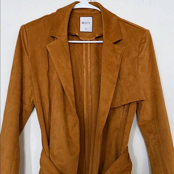 MOTF Tan Belted faux suede trench style coat, small, nwt - Picture 2 of 7